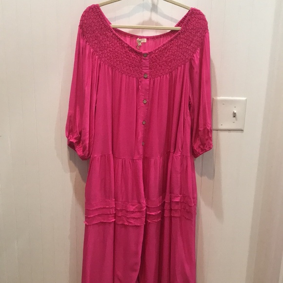 easel Dresses & Skirts - EASEL Maxi Dress
